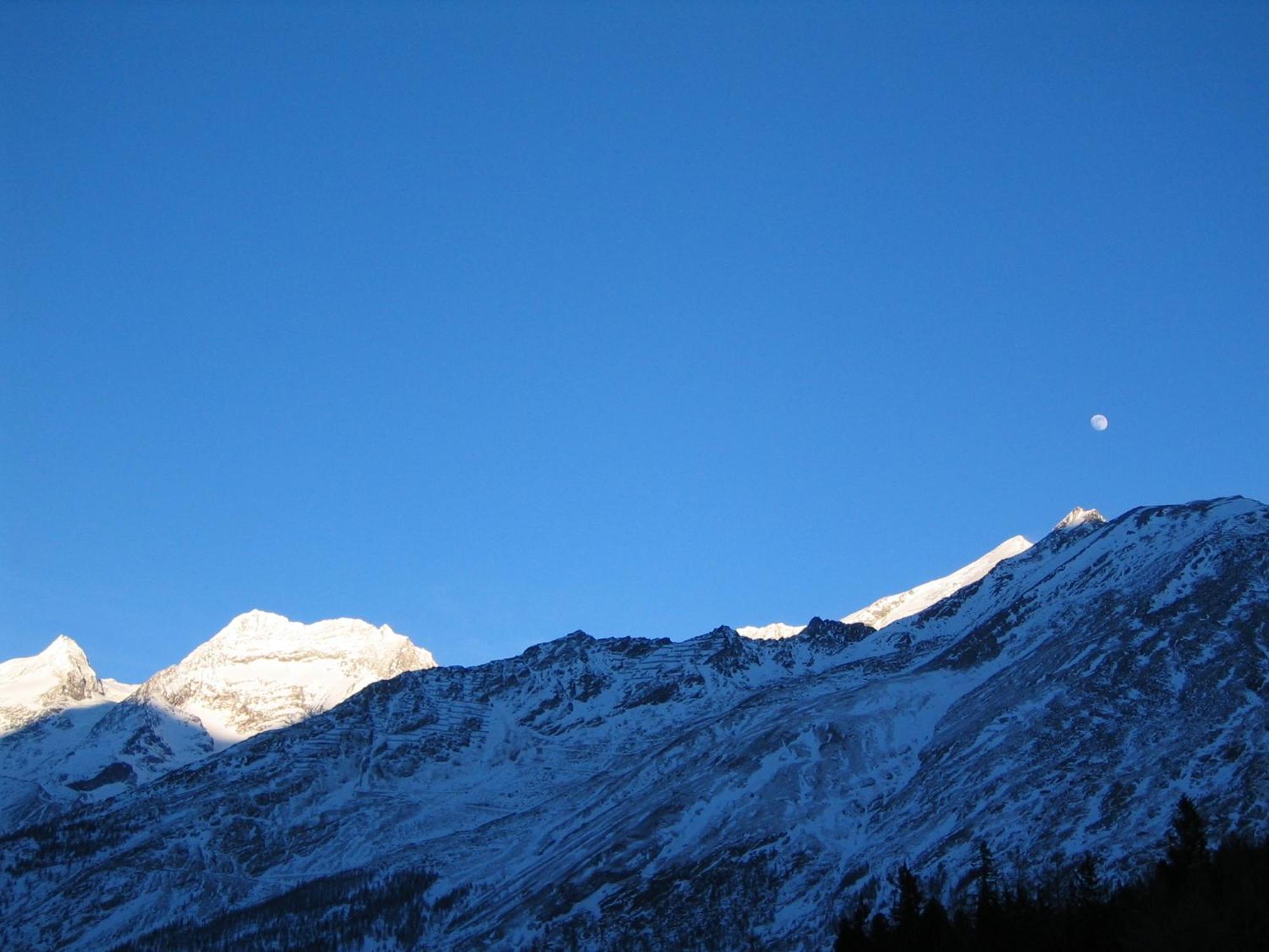 Ambiente Guesthouse Saas Fee Dış mekan fotoğraf