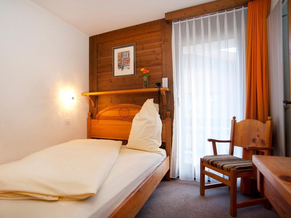 Ambiente Guesthouse Saas Fee Oda fotoğraf